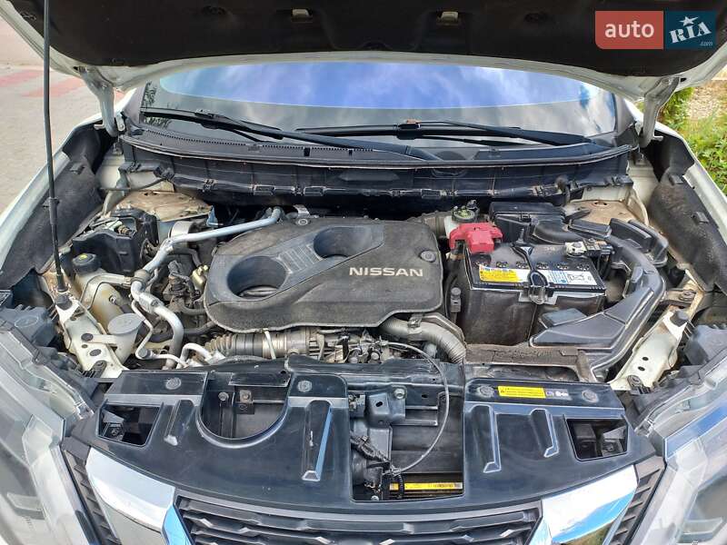 Внедорожник / Кроссовер Nissan X-Trail 2018 в Львове