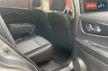 Внедорожник / Кроссовер Nissan X-Trail 2019 в 