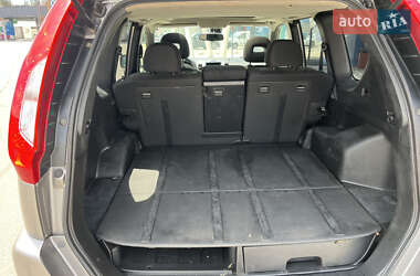 Внедорожник / Кроссовер Nissan X-Trail 2012 в 