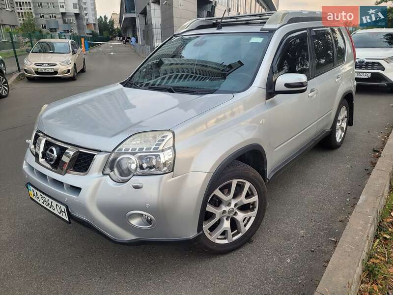 Внедорожник / Кроссовер Nissan X-Trail 2011 в Киеве