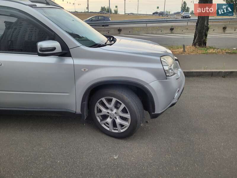 Внедорожник / Кроссовер Nissan X-Trail 2011 в Киеве