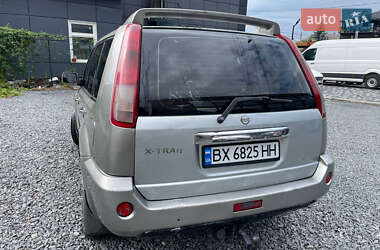 Внедорожник / Кроссовер Nissan X-Trail 2004 в 