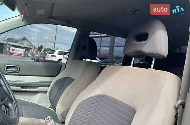Внедорожник / Кроссовер Nissan X-Trail 2004 в 