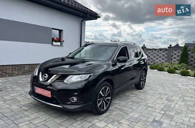Позашляховик / Кросовер Nissan X-Trail 2015 в Рівному