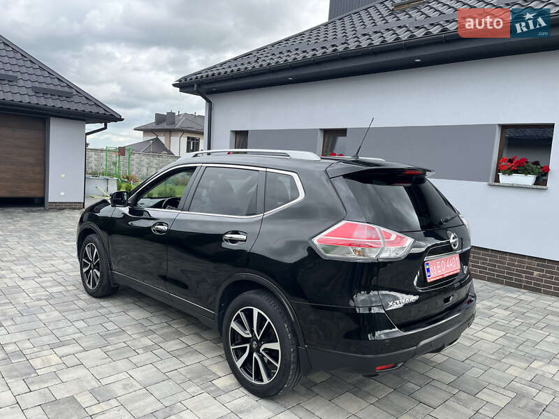 Внедорожник / Кроссовер Nissan X-Trail 2015 в Ровно