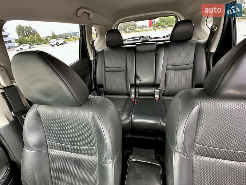 Внедорожник / Кроссовер Nissan X-Trail 2014 в Киеве