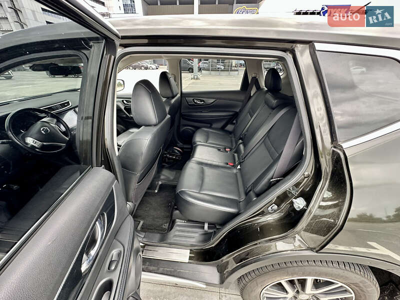 Внедорожник / Кроссовер Nissan X-Trail 2014 в Киеве