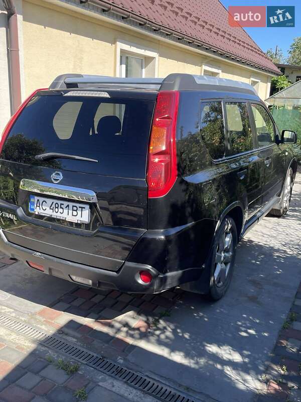 Внедорожник / Кроссовер Nissan X-Trail 2008 в Нововолынске
