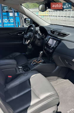Внедорожник / Кроссовер Nissan X-Trail 2020 в 