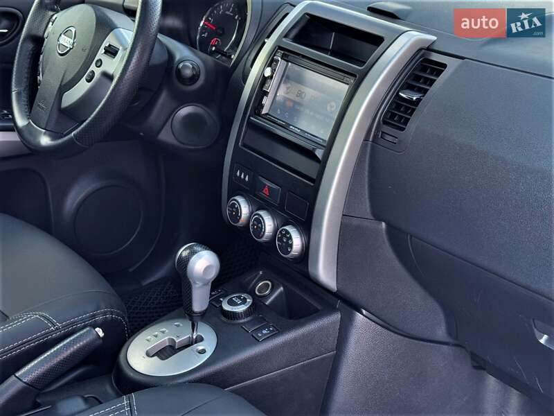 Внедорожник / Кроссовер Nissan X-Trail 2014 в Днепре