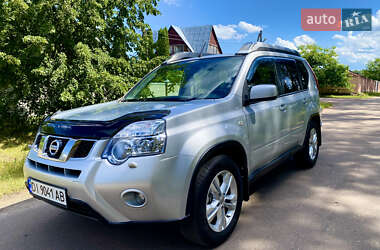 Внедорожник / Кроссовер Nissan X-Trail 2014 в 