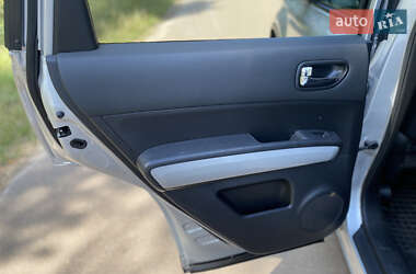 Внедорожник / Кроссовер Nissan X-Trail 2014 в 