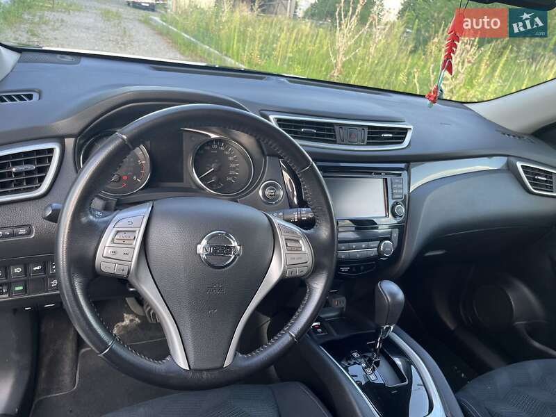 Внедорожник / Кроссовер Nissan X-Trail 2017 в Киеве