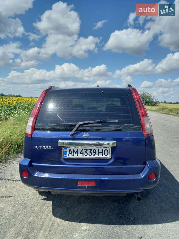 Позашляховик / Кросовер Nissan X-Trail 2005 в Радомишлі