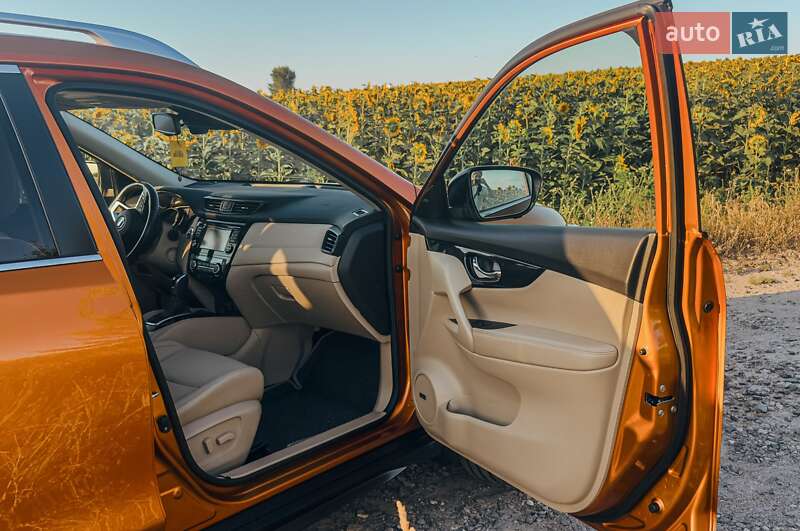 Позашляховик / Кросовер Nissan X-Trail 2018 в Києві