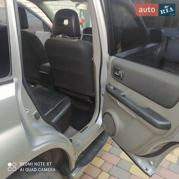 Позашляховик / Кросовер Nissan X-Trail 2006 в Черкасах