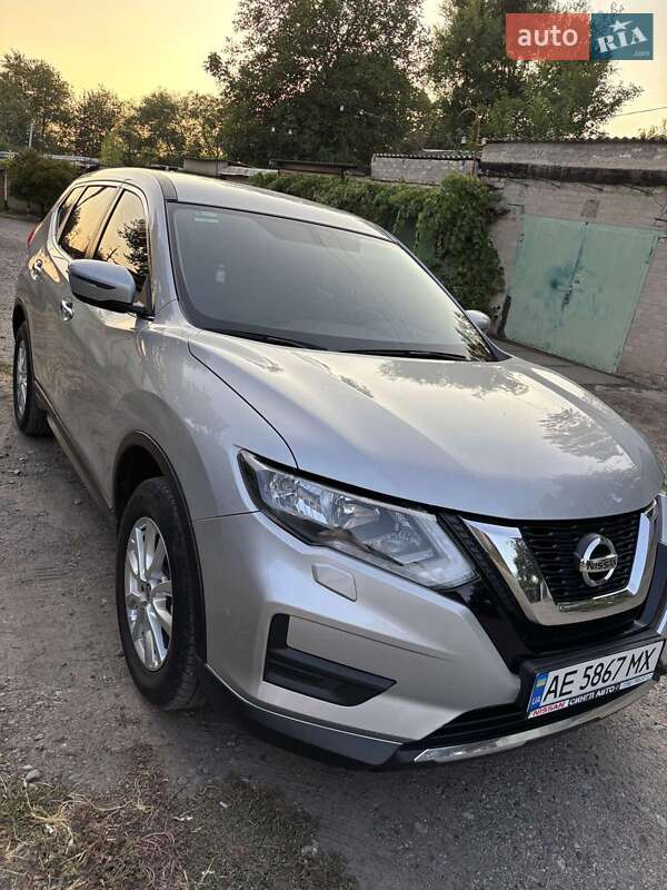 Внедорожник / Кроссовер Nissan X-Trail 2019 в Пятихатках