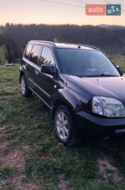 Позашляховик / Кросовер Nissan X-Trail 2005 в Івано-Франківську