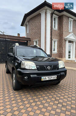 Позашляховик / Кросовер Nissan X-Trail 2004 в Ірпені