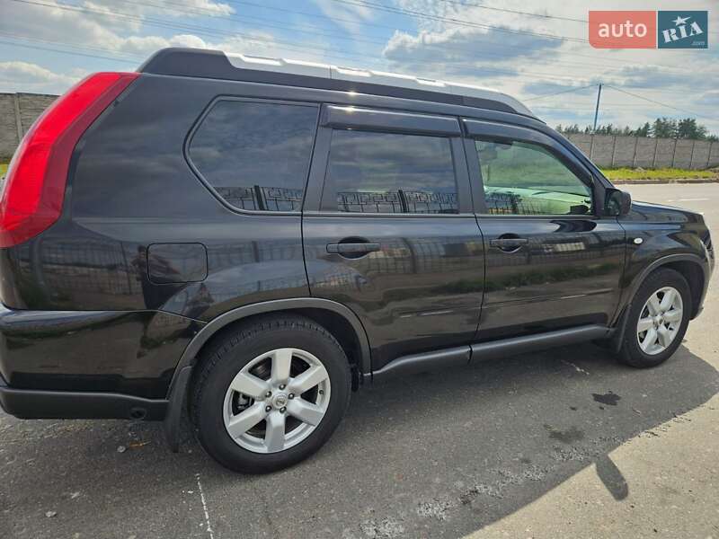 Позашляховик / Кросовер Nissan X-Trail 2013 в Чайках