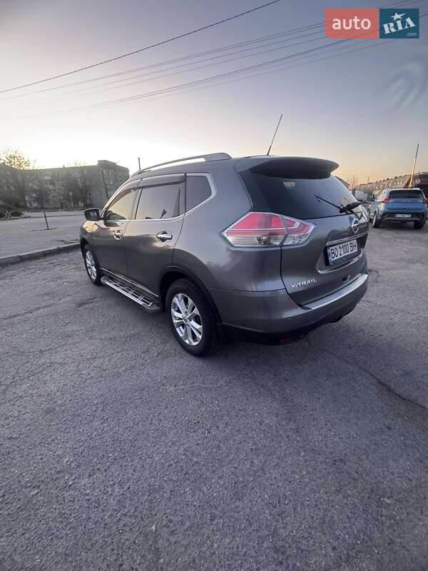 Позашляховик / Кросовер Nissan X-Trail 2015 в Білій Церкві