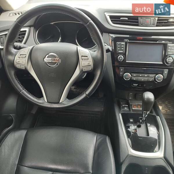 Позашляховик / Кросовер Nissan X-Trail 2015 в Житомирі фото 3 Позашляховик / Кросовер Nissan X-Trail 2015 в Житомирі