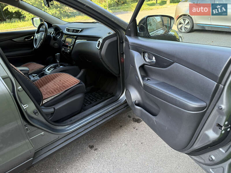 Позашляховик / Кросовер Nissan X-Trail 2017 в Вінниці