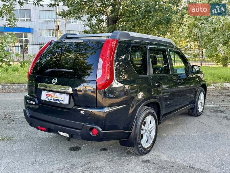 Внедорожник / Кроссовер Nissan X-Trail 2013 в Киеве