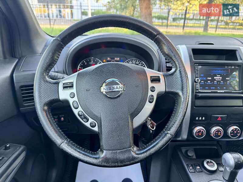 Внедорожник / Кроссовер Nissan X-Trail 2013 в Киеве