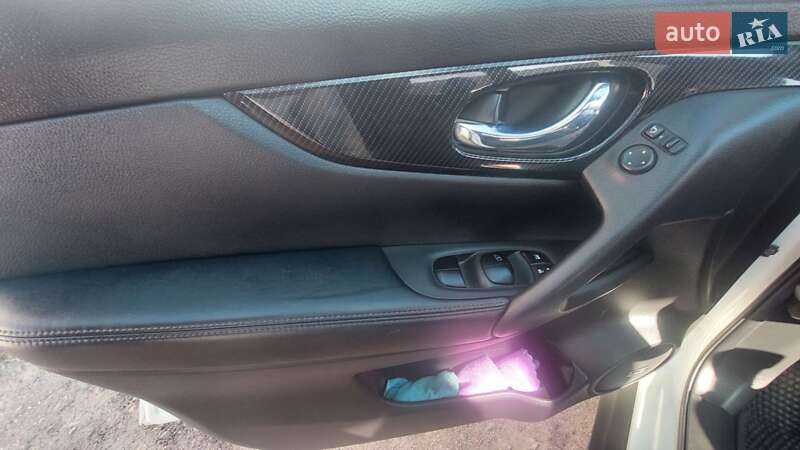 Внедорожник / Кроссовер Nissan X-Trail 2018 в Павлограде