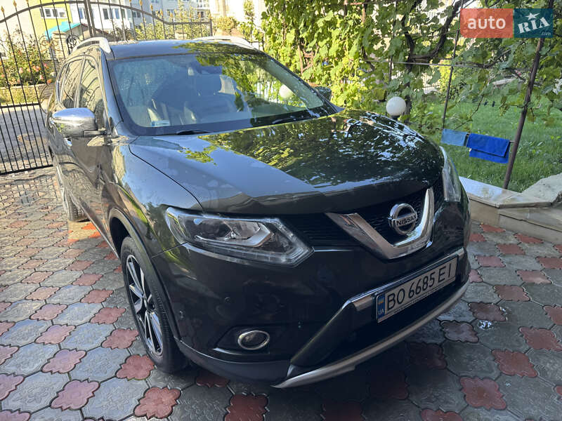Позашляховик / Кросовер Nissan X-Trail 2016 в Тернополі