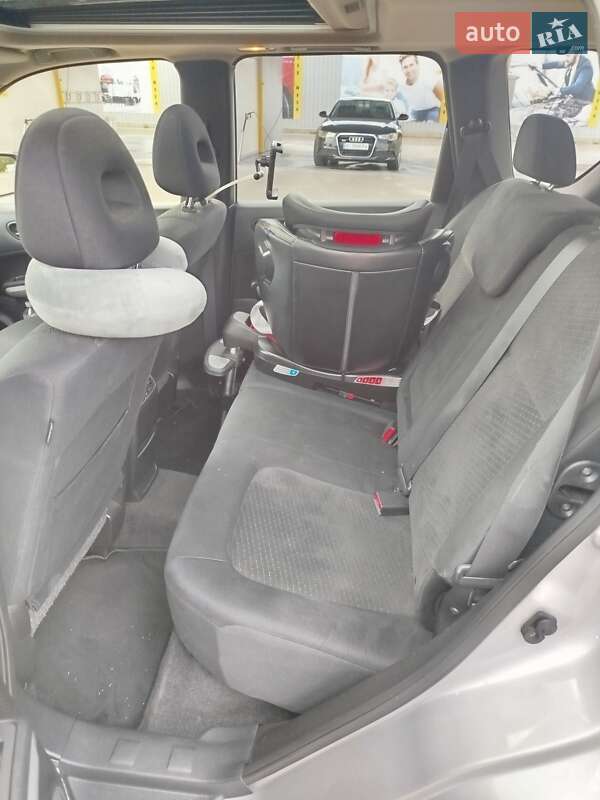 Позашляховик / Кросовер Nissan X-Trail 2012 в Києві