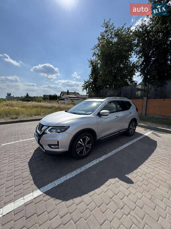 Позашляховик / Кросовер Nissan X-Trail 2020 в Хмельницькому