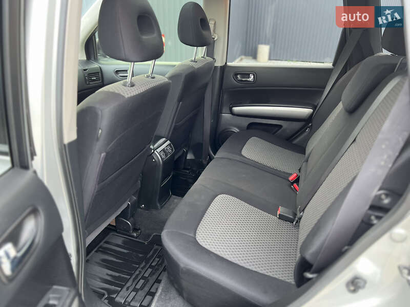 Внедорожник / Кроссовер Nissan X-Trail 2010 в Ярмолинцах