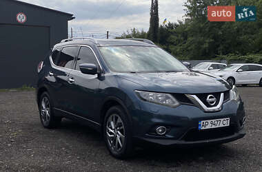 Внедорожник / Кроссовер Nissan X-Trail 2015 в Ужгороде