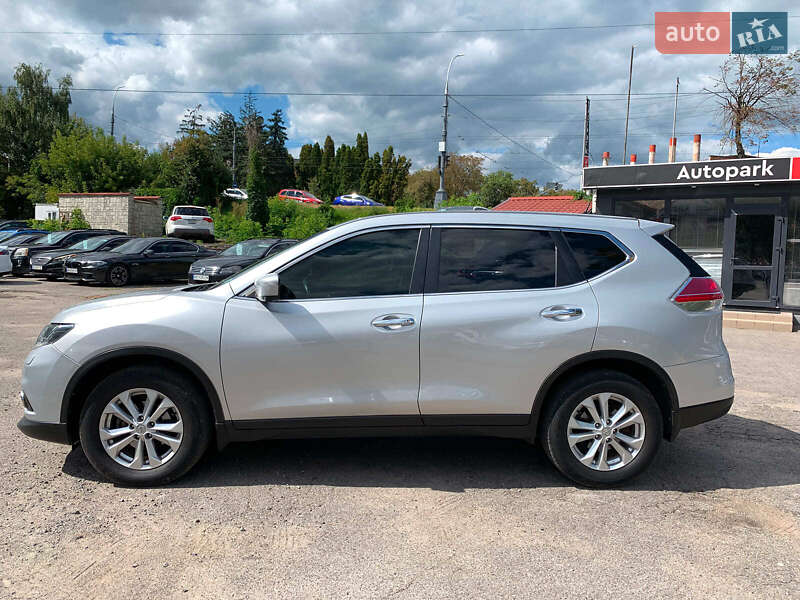 Внедорожник / Кроссовер Nissan X-Trail 2016 в Виннице