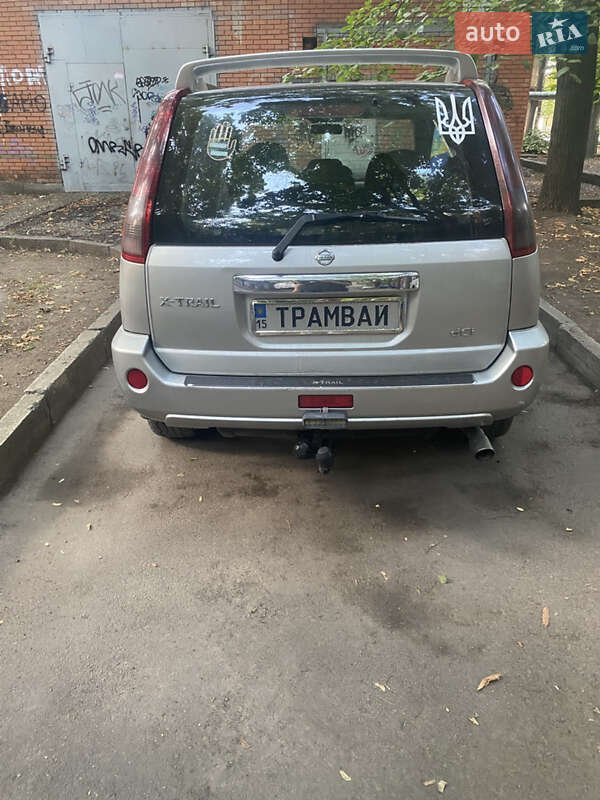 Внедорожник / Кроссовер Nissan X-Trail 2005 в Днепре