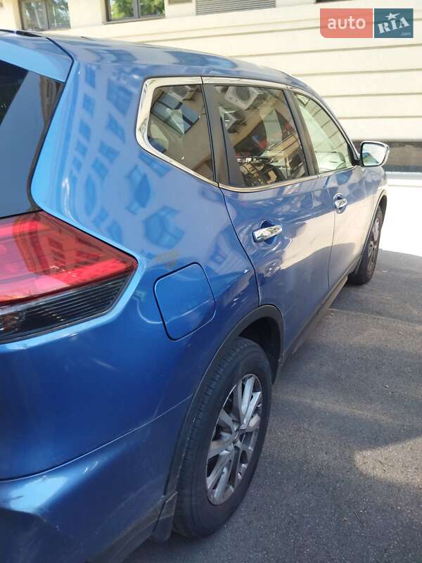 Внедорожник / Кроссовер Nissan X-Trail 2018 в Киеве