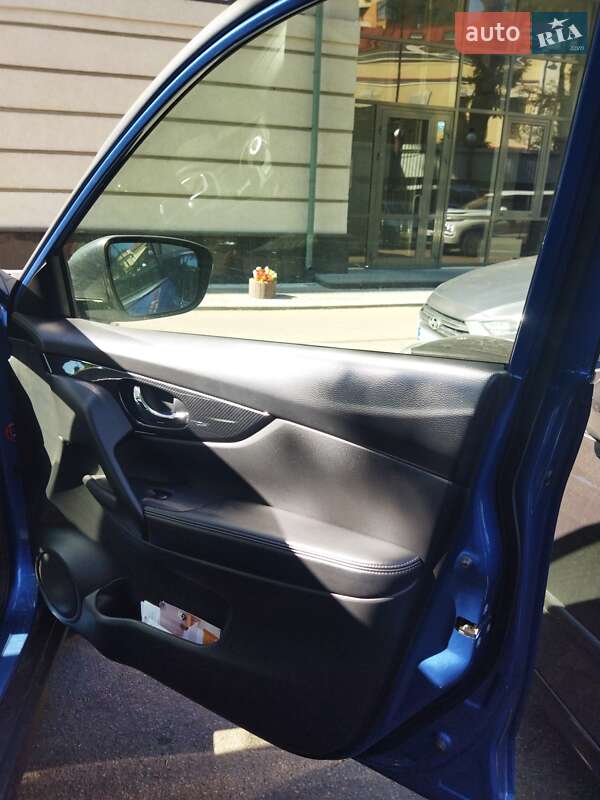 Внедорожник / Кроссовер Nissan X-Trail 2018 в Киеве