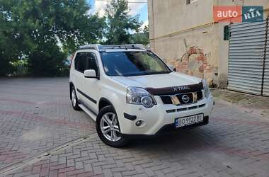 Внедорожник / Кроссовер Nissan X-Trail 2014 в Чорткове