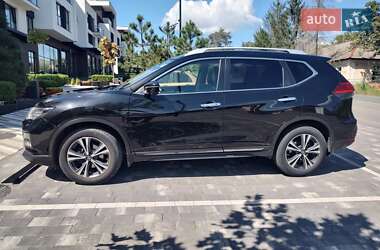 Позашляховик / Кросовер Nissan X-Trail 2017 в Ужгороді