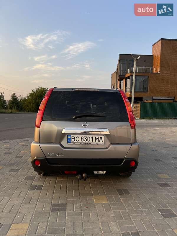 Внедорожник / Кроссовер Nissan X-Trail 2008 в Пустомытах