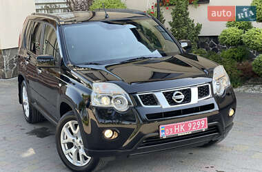 Позашляховик / Кросовер Nissan X-Trail 2012 в 