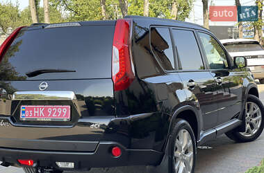 Позашляховик / Кросовер Nissan X-Trail 2012 в 