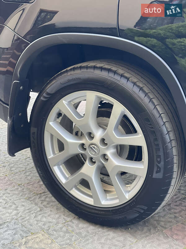 Внедорожник / Кроссовер Nissan X-Trail 2012 в Стрые
