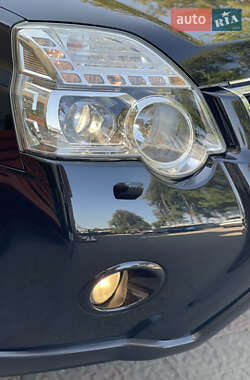 Позашляховик / Кросовер Nissan X-Trail 2012 в 