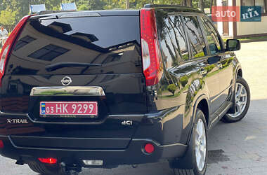 Позашляховик / Кросовер Nissan X-Trail 2012 в 