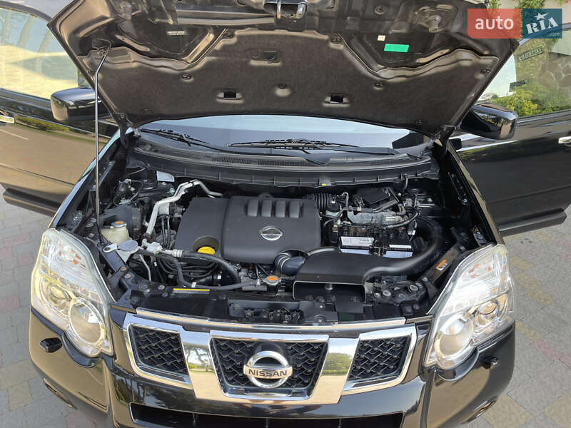 Внедорожник / Кроссовер Nissan X-Trail 2012 в Стрые