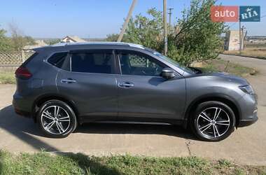 Внедорожник / Кроссовер Nissan X-Trail 2017 в Широком