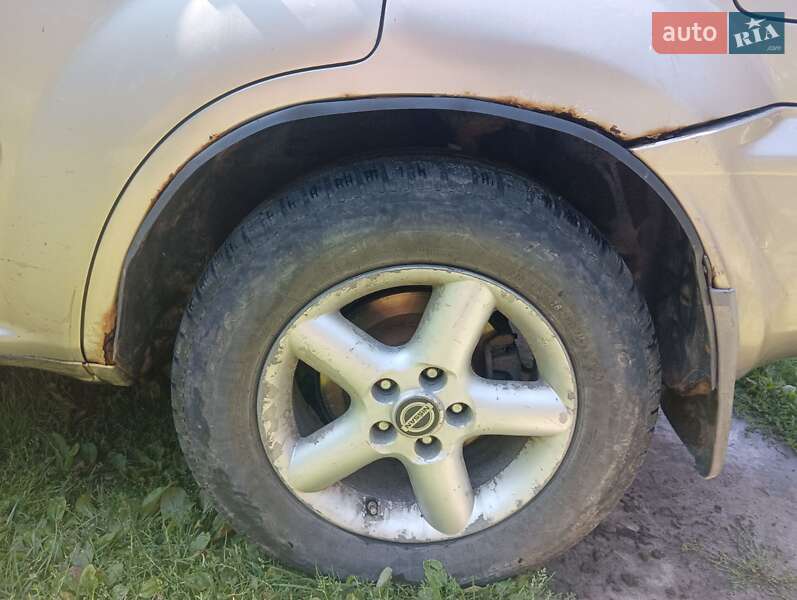 Внедорожник / Кроссовер Nissan X-Trail 2002 в Звягеле